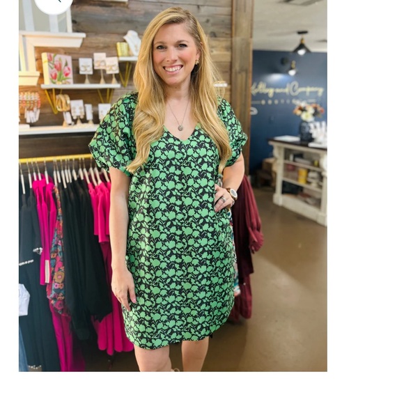 New, Never been worn JADE Melody Tam Clover top. XS. - Picture 5 of 5